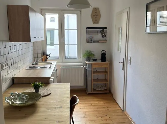 Stilvolle Altstadtwohnung Mit 2 Schlafzimmern * Koblenz (Rhineland-Palatinate)